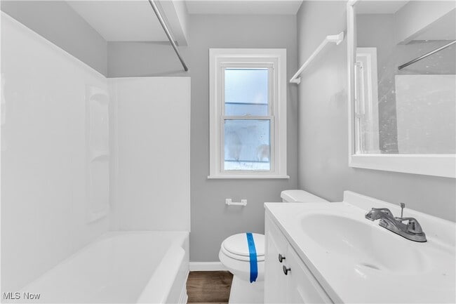 Building Photo - 4852 E 94th St