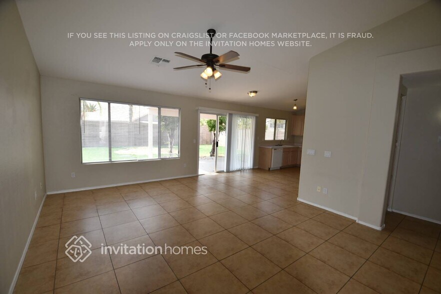 Building Photo - 7255 E Madero Ave