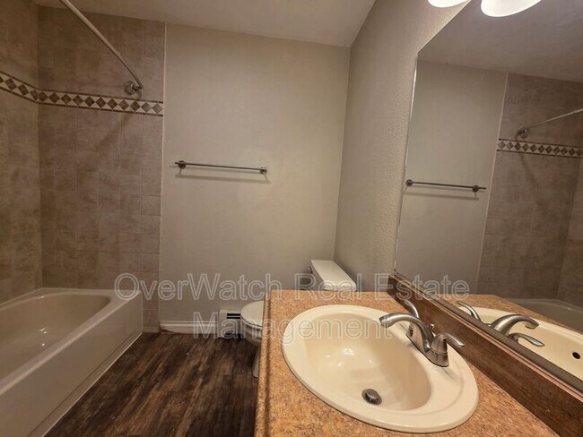 Building Photo - 4925 Rollins Dr