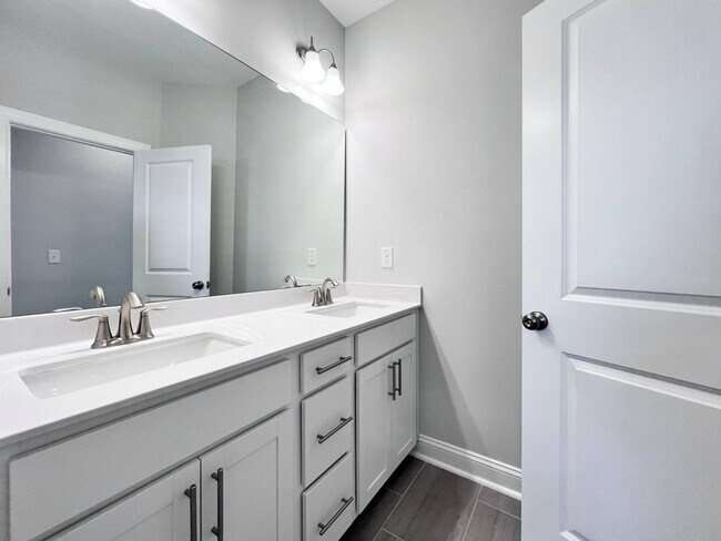 Building Photo - 352 Canyon Gap Wy