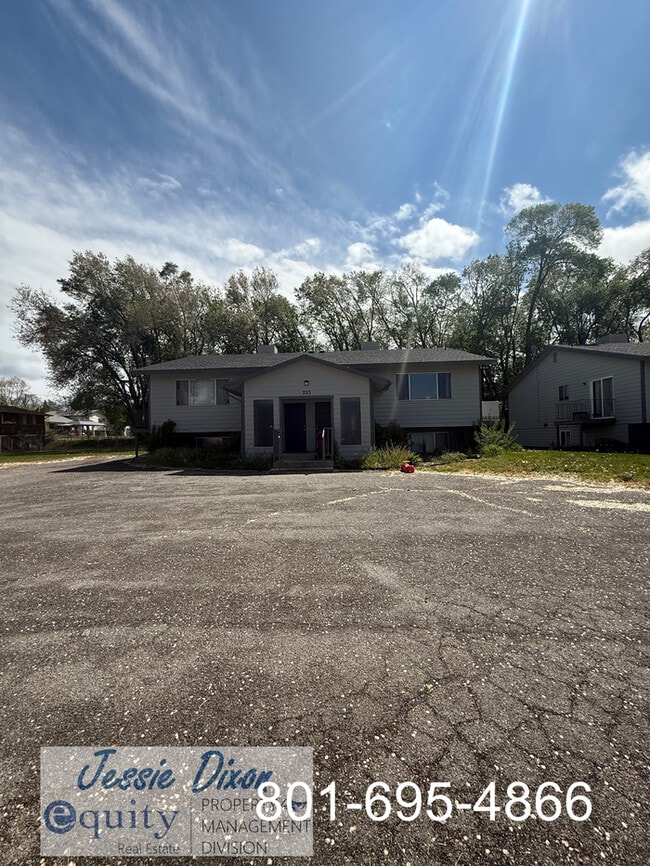 Building Photo - 223 W 2350 N