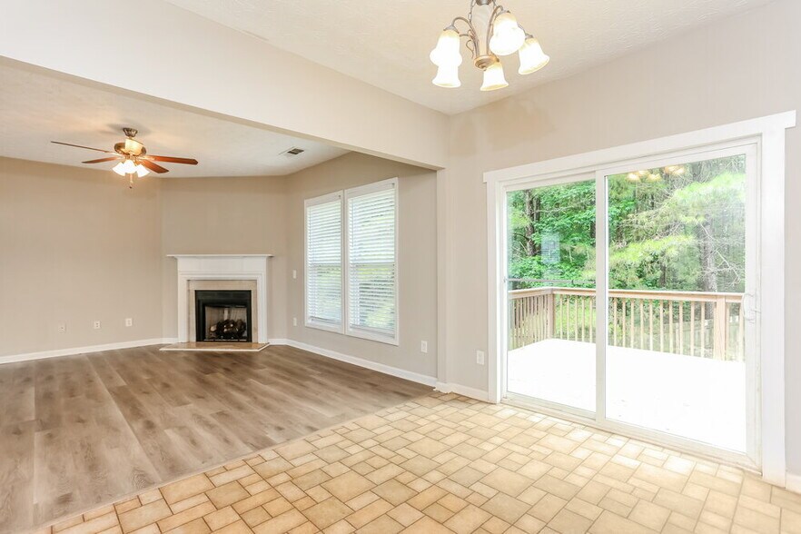 Building Photo - 398 Glenleigh Dr