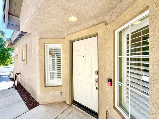 Building Photo - Wonderful 4 bedroom Single Story Murrieta Home (COMING SOON)
