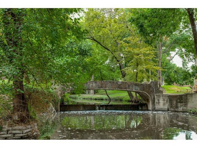 Building Photo - 4851 Cedar Springs Rd