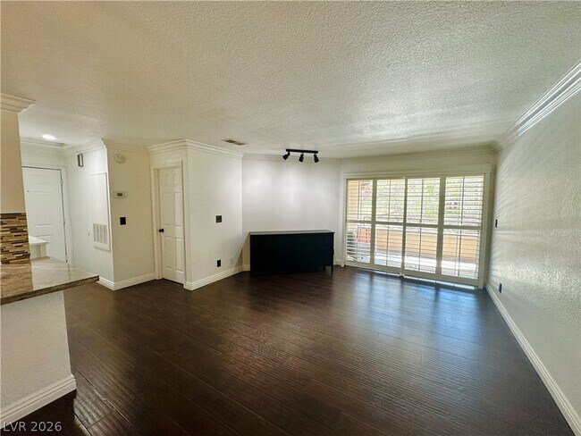 Building Photo - 2200 S Fort Apache Rd