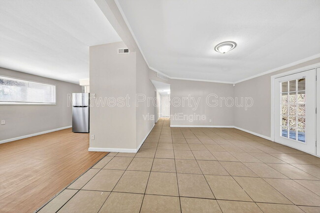 Building Photo - 8310 Sagewood Ln