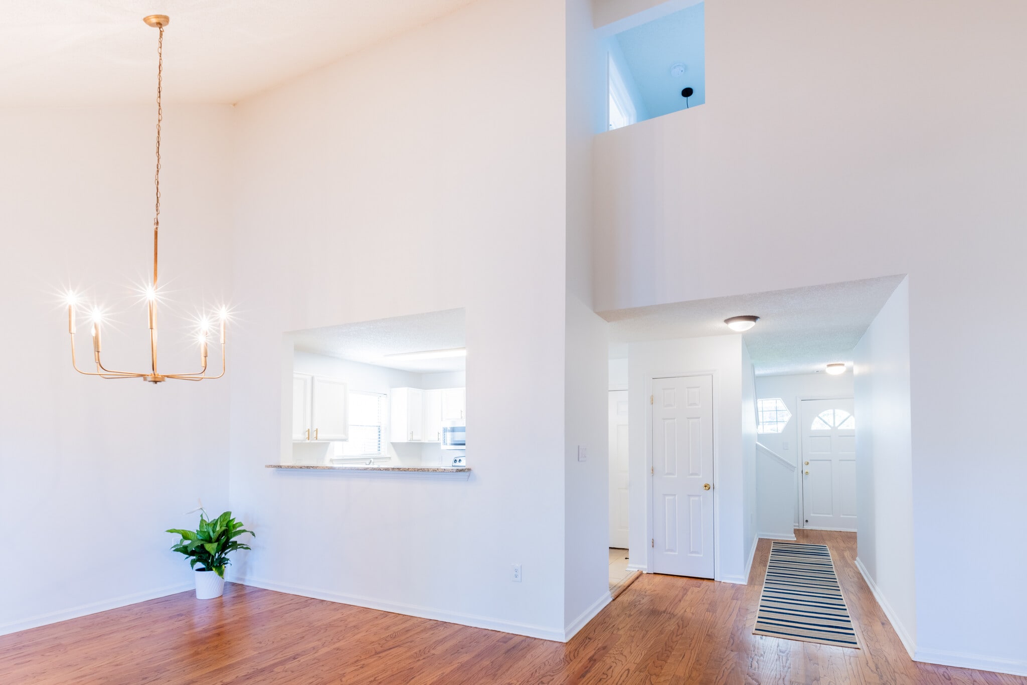 Building Photo - 541 Pointe South Dr