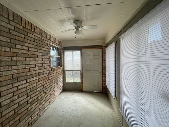 Building Photo - 3-Bedroom House for Rent in Killeen, TX