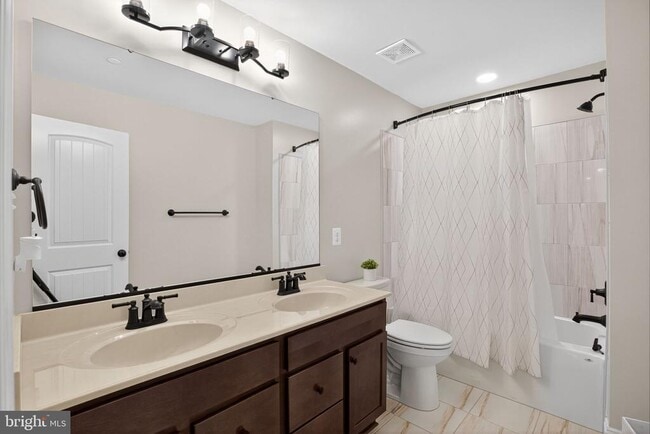 Building Photo - 7986 Benjamin Stoddert Ct