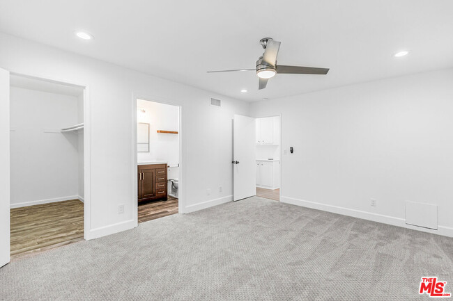 Building Photo - 1278 Stonewood Ct