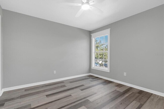 Building Photo - 1015 Windton Oak Dr