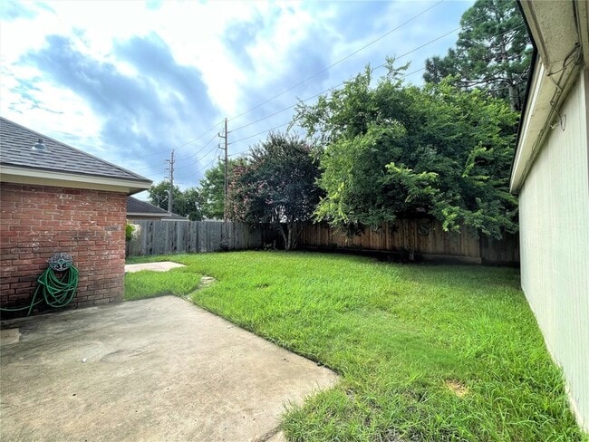 Building Photo - 22907 Provincial Blvd