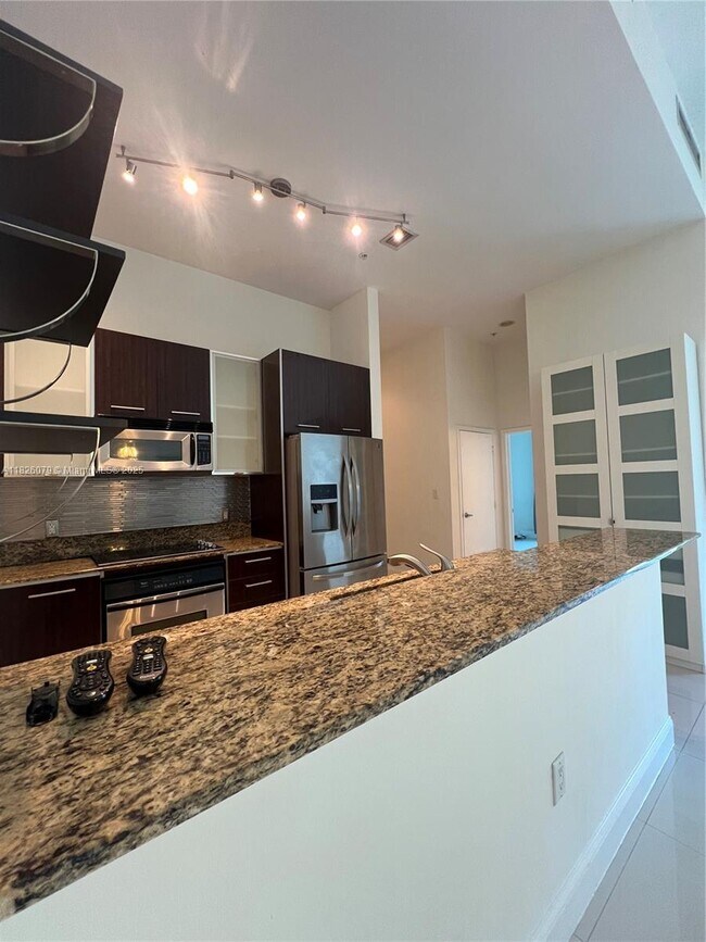 Building Photo - 9066 SW 73rd Ct