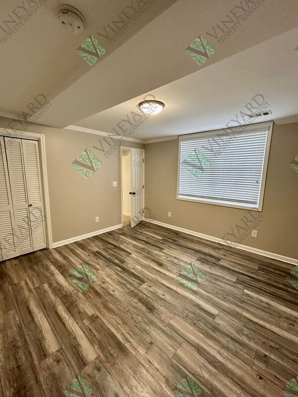 Building Photo - 1534 Collier Dr SE