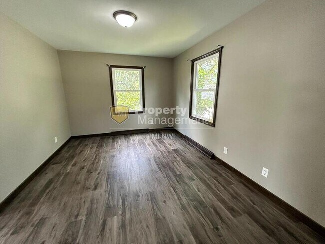 Building Photo - 12419 Cedar Lake Rd