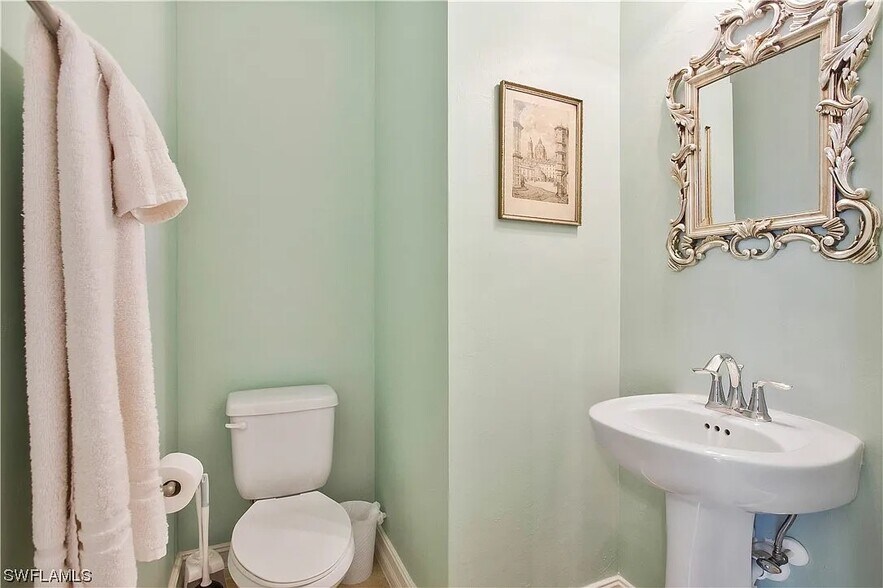 Building Photo - 7972 Bristol Cir