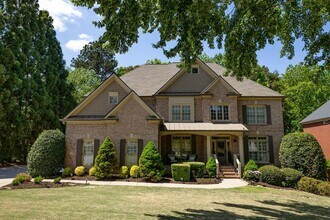 Building Photo - 1405 Edenham Ln