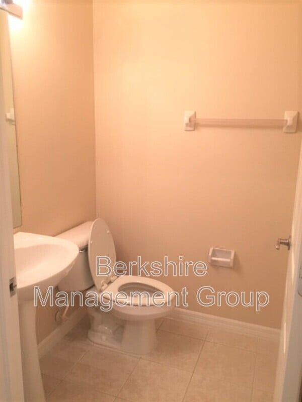 Building Photo - 4930 Cactus Needle Ln