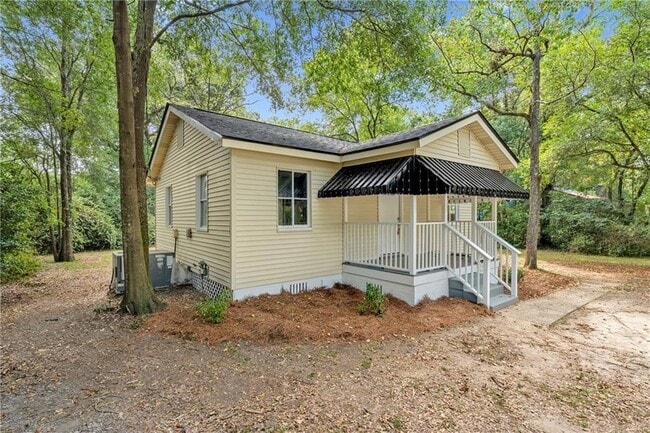 Building Photo - 4805 Chaudron Dr