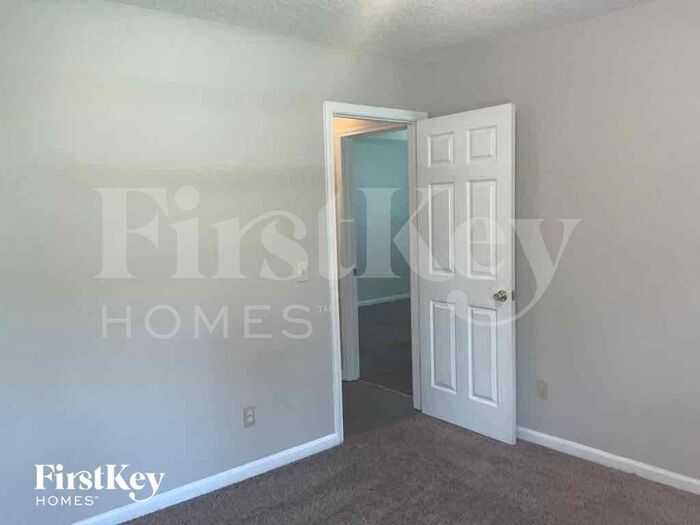 Building Photo - 20 Ivy Point Ct
