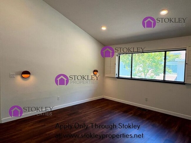 Building Photo - 141 Southwind Dr