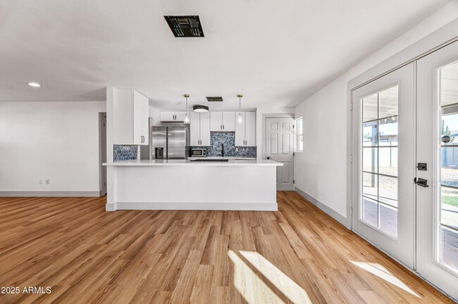 Building Photo - 3639 E Presidio Rd