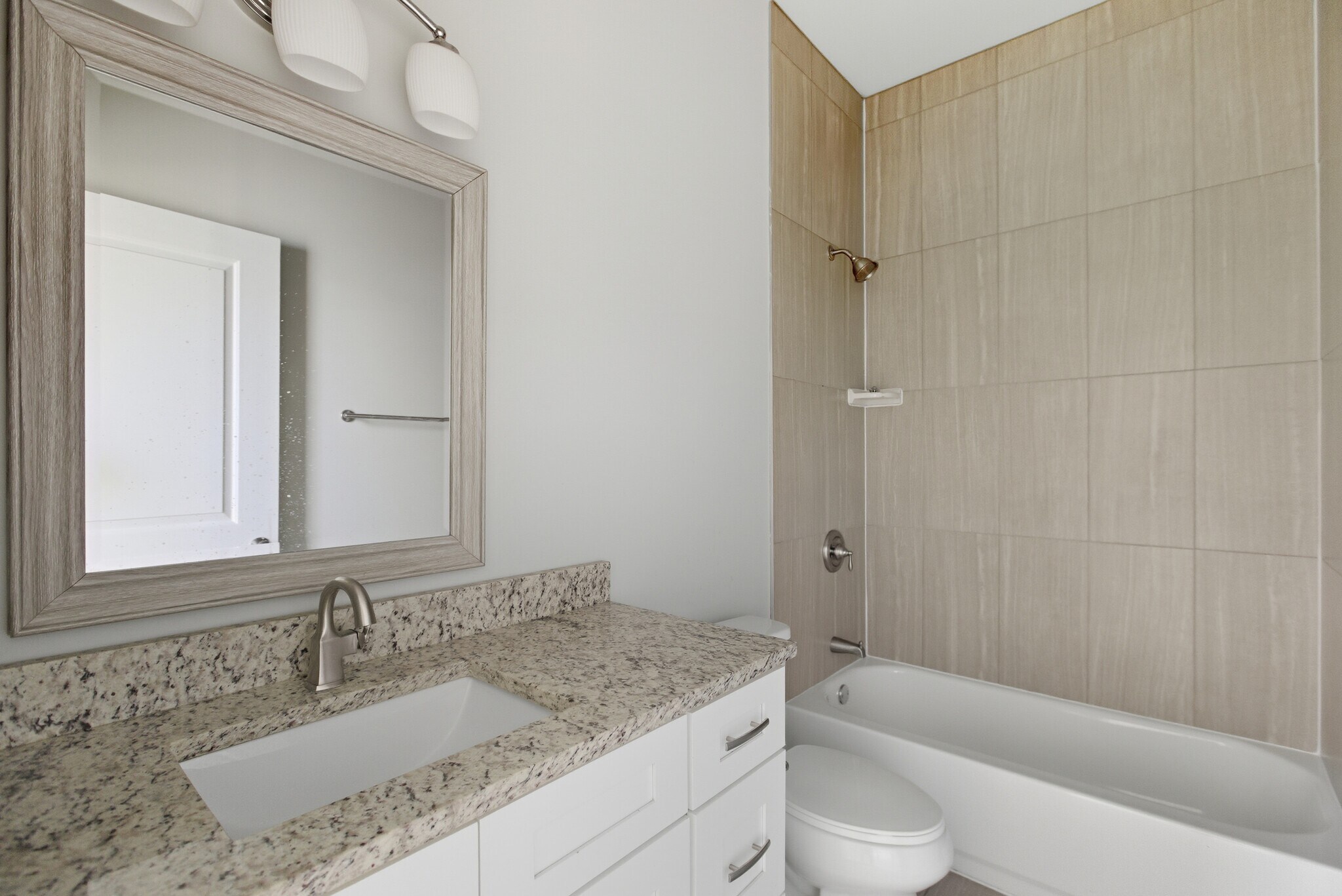 Building Photo - 2253 W 19th St