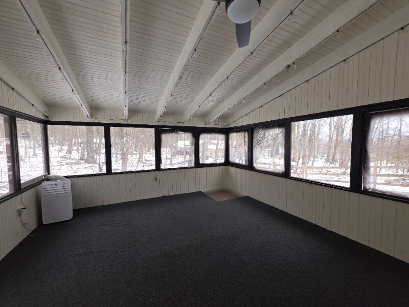 Building Photo - 197 Winchester Dr