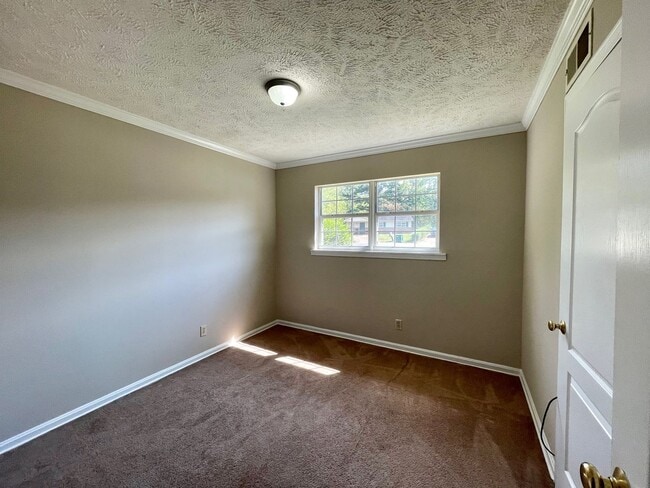 Building Photo - Unwind In Style