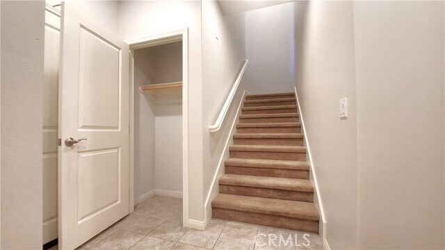 Building Photo - 22 Ovation