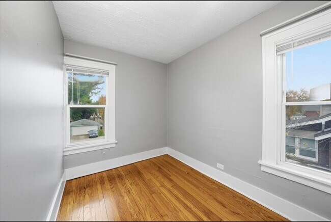 Building Photo - 18335 Sherman St