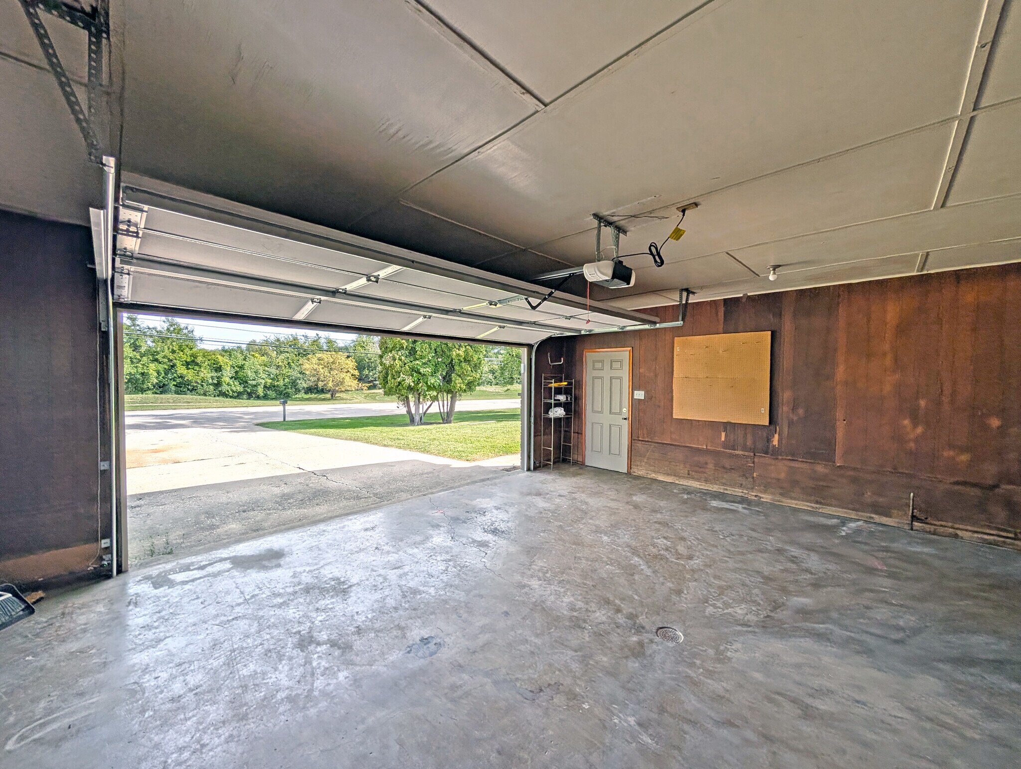 Building Photo - 23209 W Mound Rd