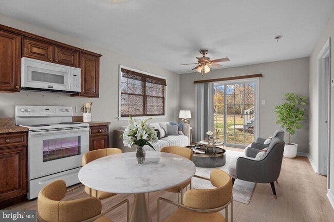 Building Photo - 271 Stoopville Rd