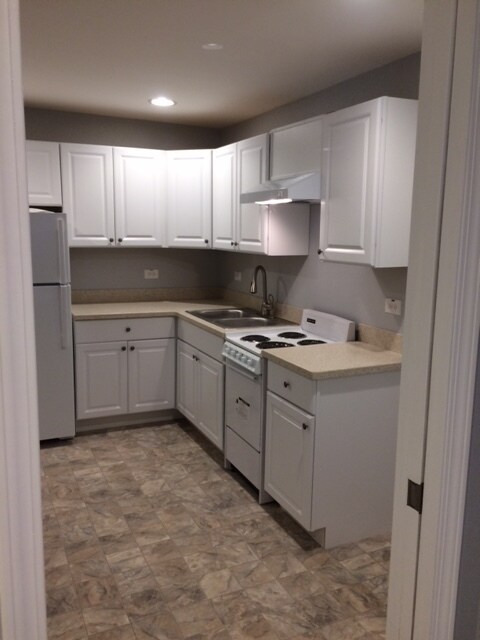 Building Photo - 1721 Sheridan Rd