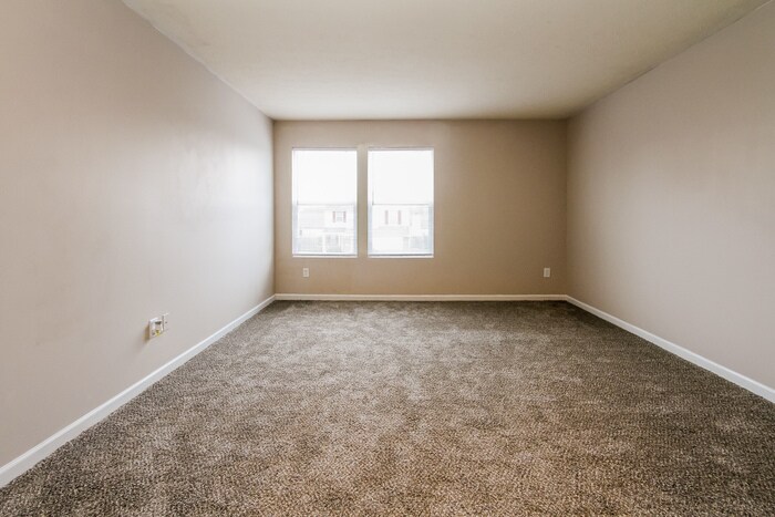 Building Photo - 8133 Whistlewood Dr