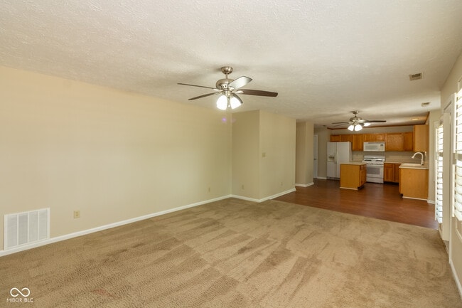 Building Photo - 4854 Oakleigh Pkwy