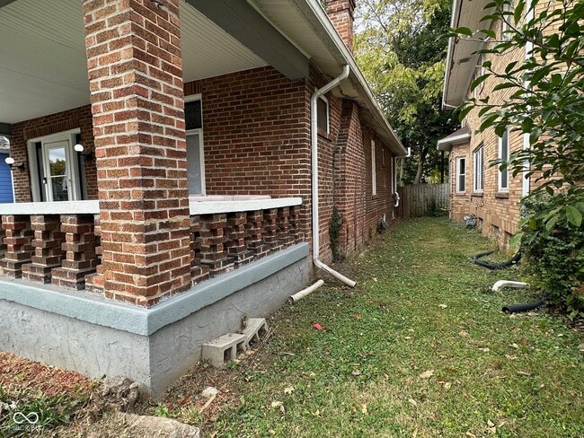 Building Photo - 4130 Rookwood Ave