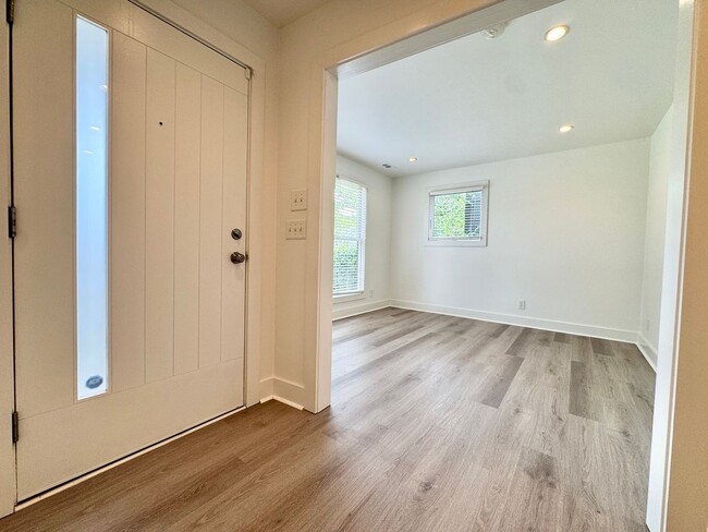 Building Photo - 3 Bed, 2.5 Bath Home w/ 2 Vehicle Carport and Fenced Backyard