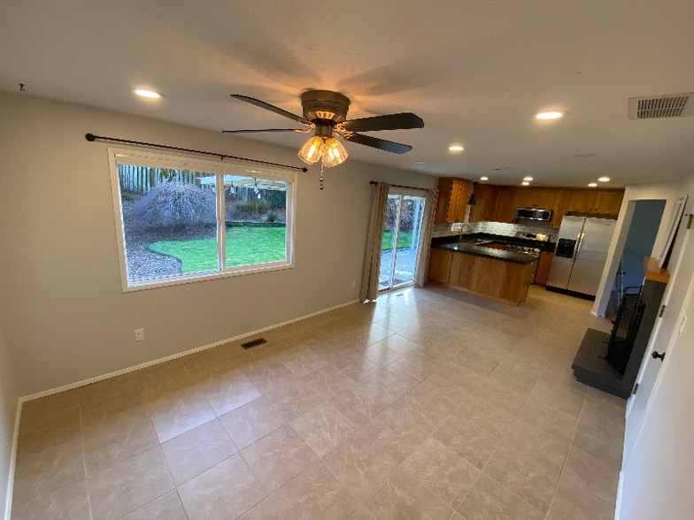 Building Photo - 10375 SW Johnson St