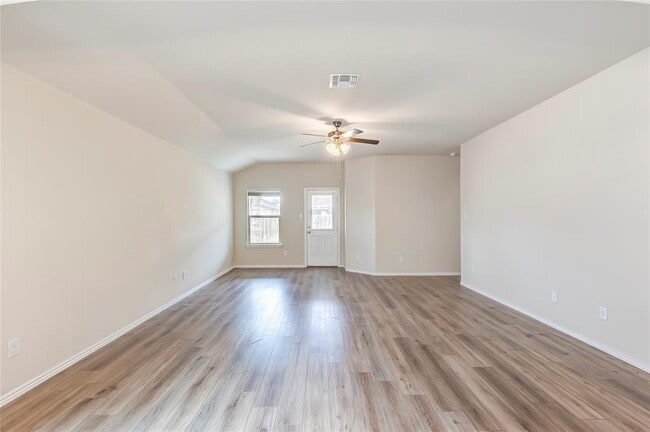 Building Photo - 227 Reagor Dr