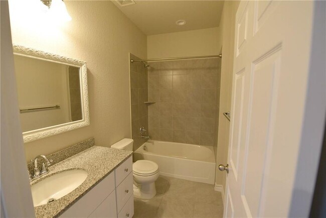 Building Photo - 544 John Muir Trl