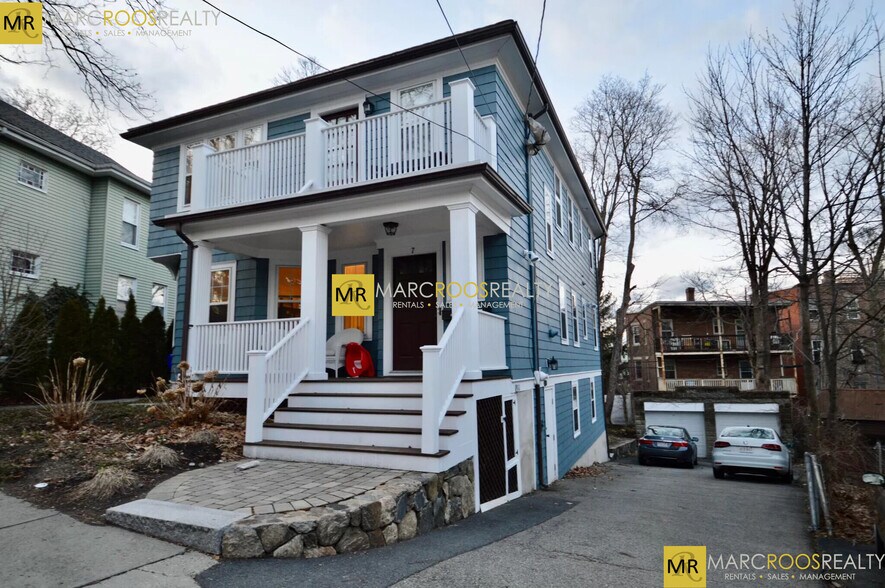 Primary Photo - 7 Acron Rd