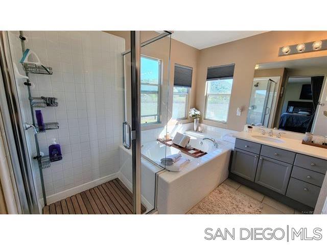 Building Photo - 2476 Fallbrook Pl