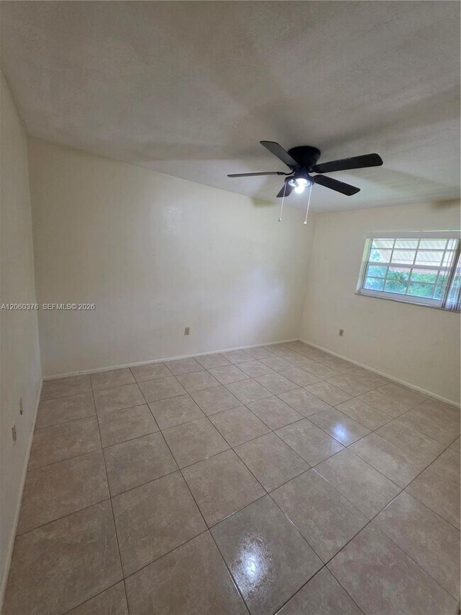 Building Photo - 7590 NW 20th Ct