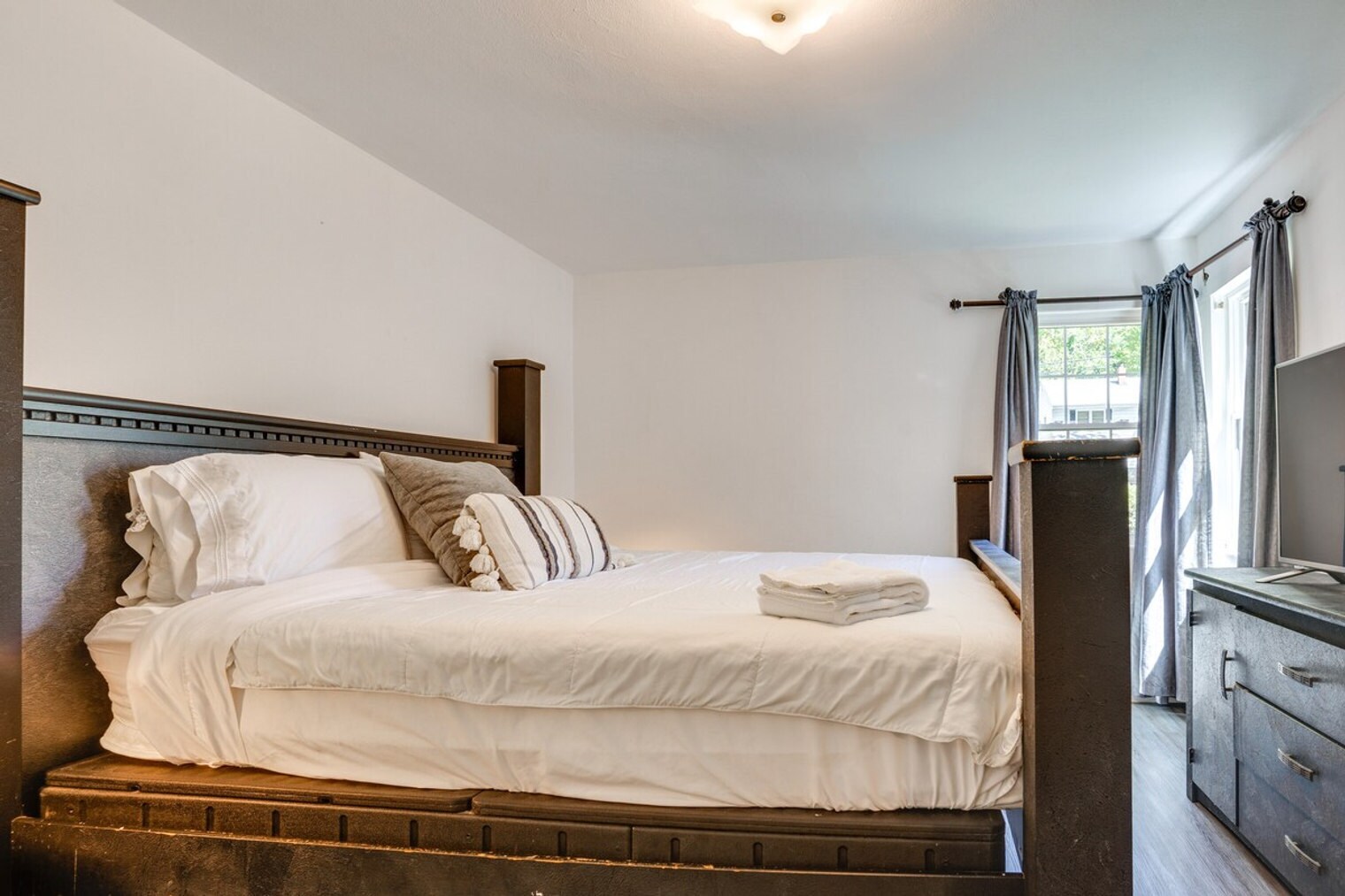 Building Photo - 112 Rockwood Pl