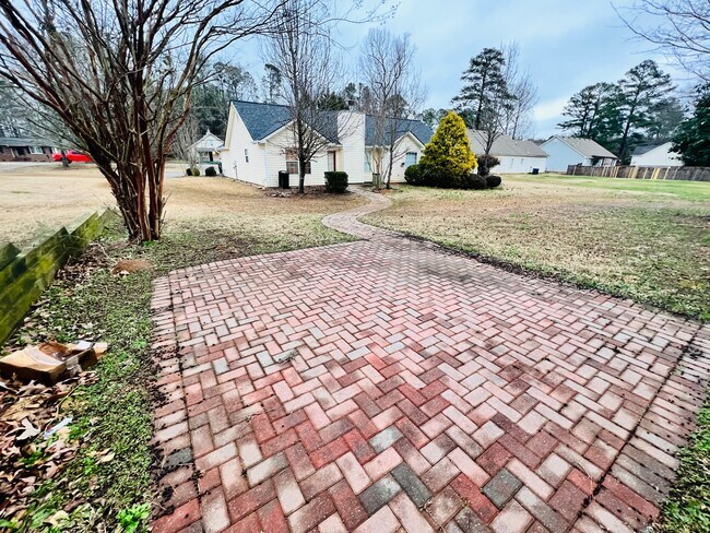 Building Photo - 514 Vineyard Rd