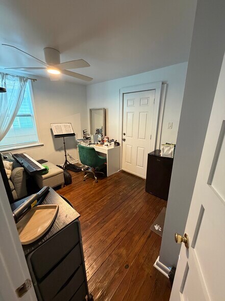 Building Photo - 1126 Cherokee St