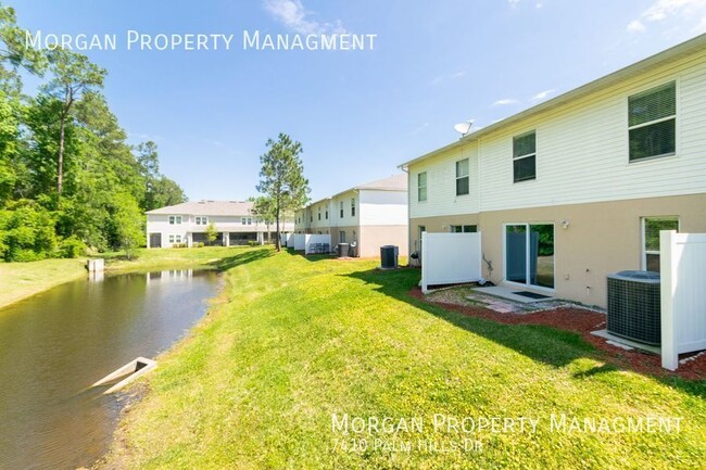 Building Photo - 7410 Palm Hills Dr