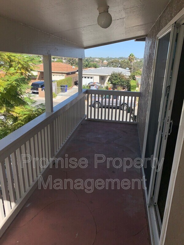 Building Photo - 941 40th St