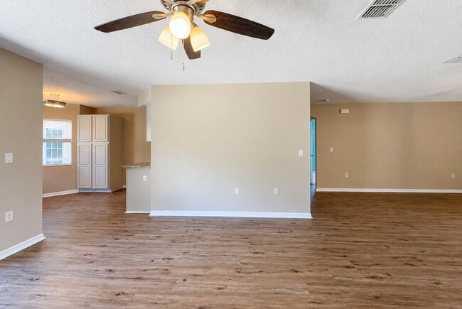 Building Photo - 10300 Noddy Tern Rd